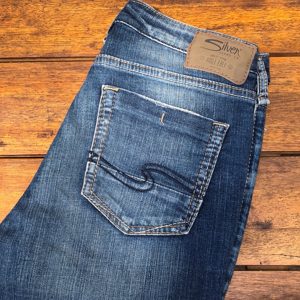 Silver Jeans High rise Ankle Boot. Size 26x26